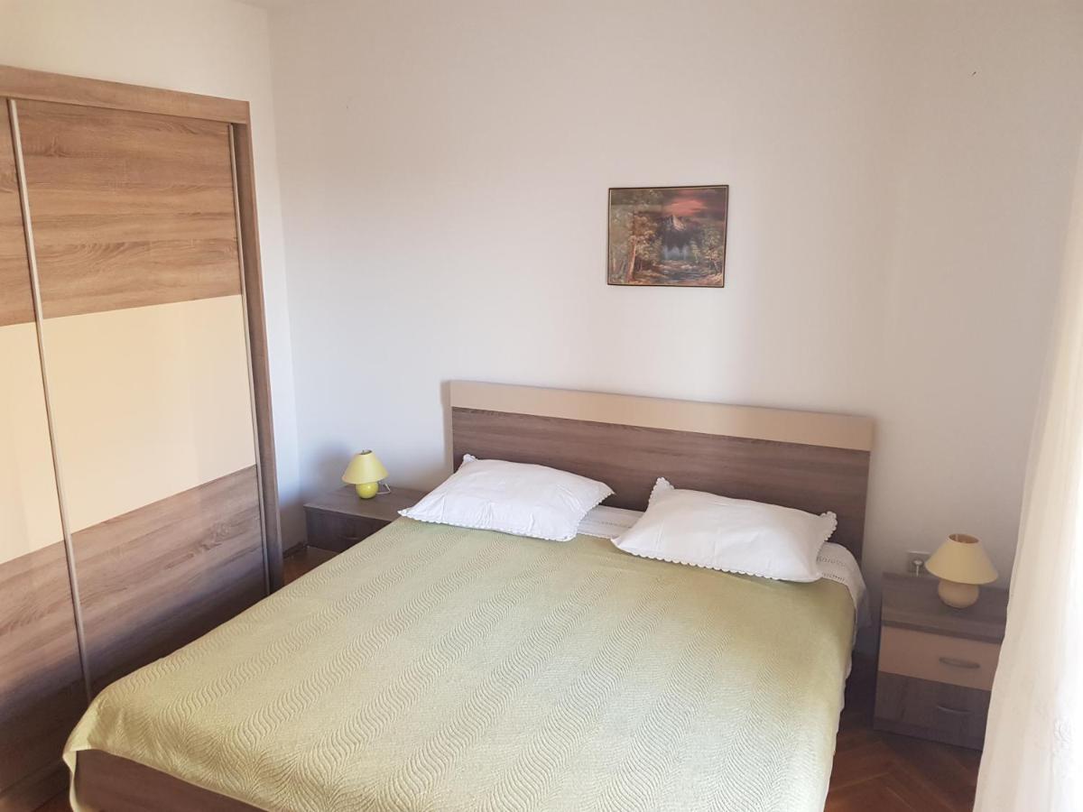 Apartmani Katica Novalja Ngoại thất bức ảnh